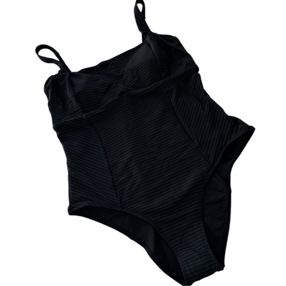 Rip Curl Premium Surf D-DD One Piece Swim Suit Black Ribbed NWT Women’s Size 2XL - Picture 2 of 12